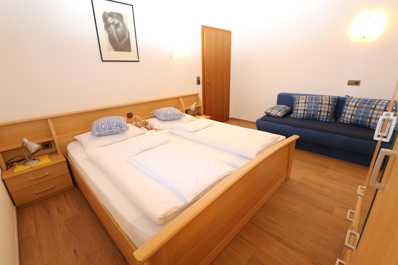 Ciasa Linda Apartment *