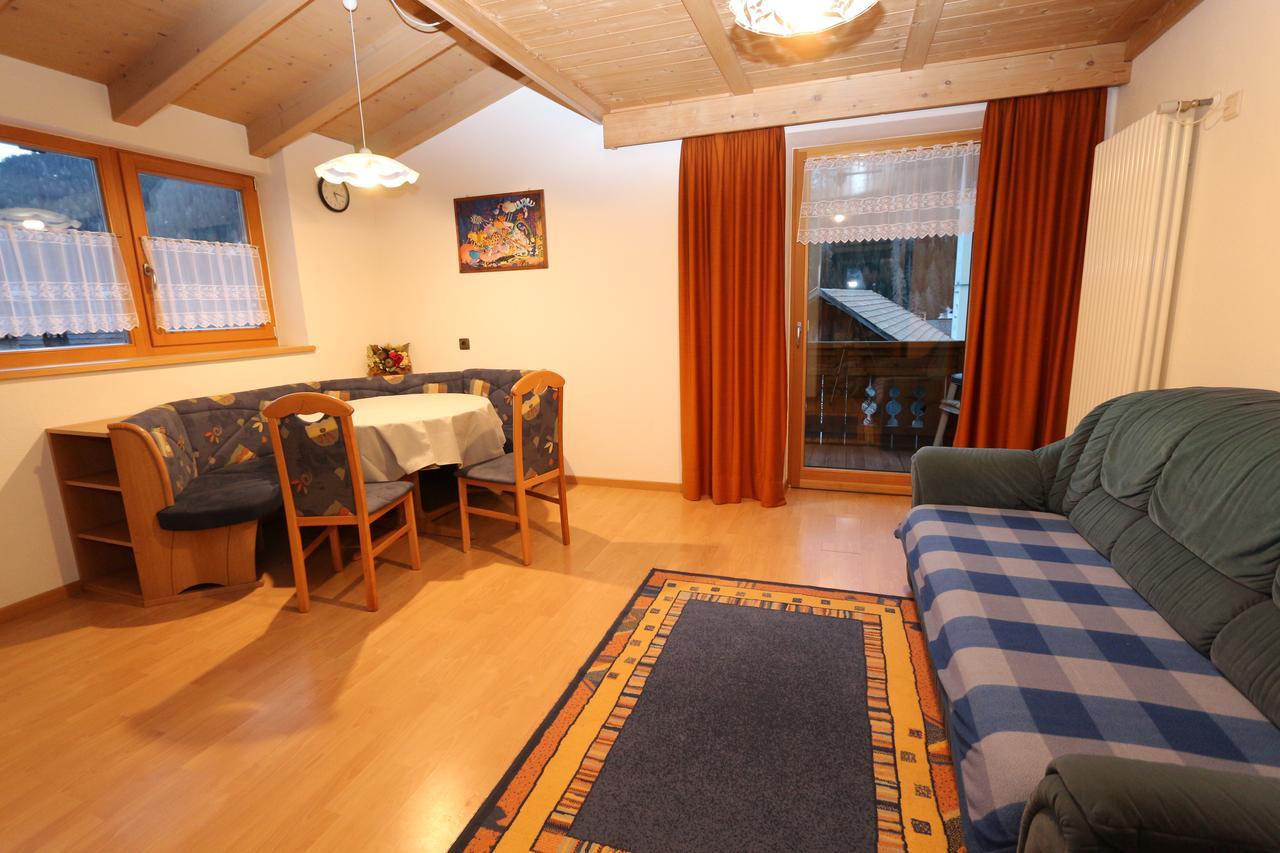 Ciasa Linda Apartment *
